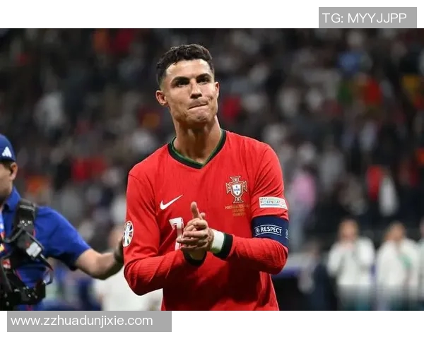 足球历史十大球星排名揭秘 谁是足坛真正的传奇人物