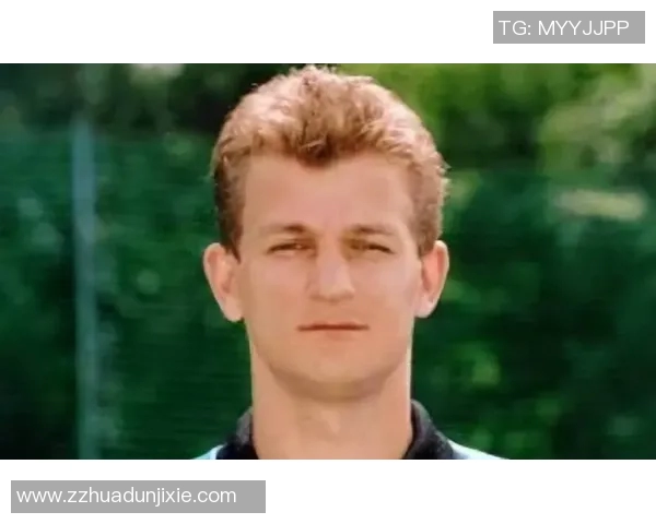 足球场上英年早逝的球星盘点:这些悲剧让人痛惜的瞬间 足球场上英年早逝的球星盘点:这些悲剧让人痛惜的瞬间